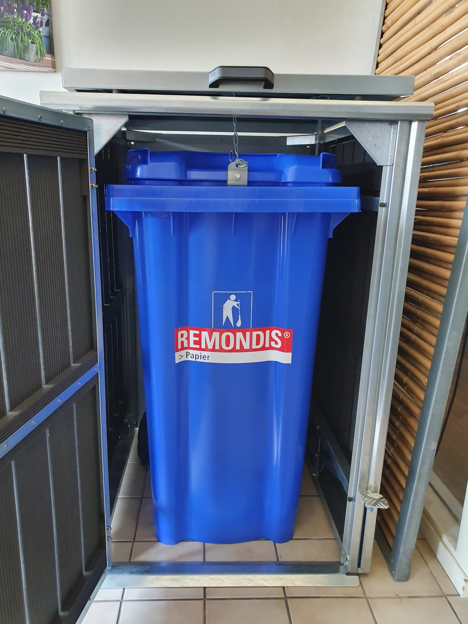 Foto: Kliko in de container ombouw