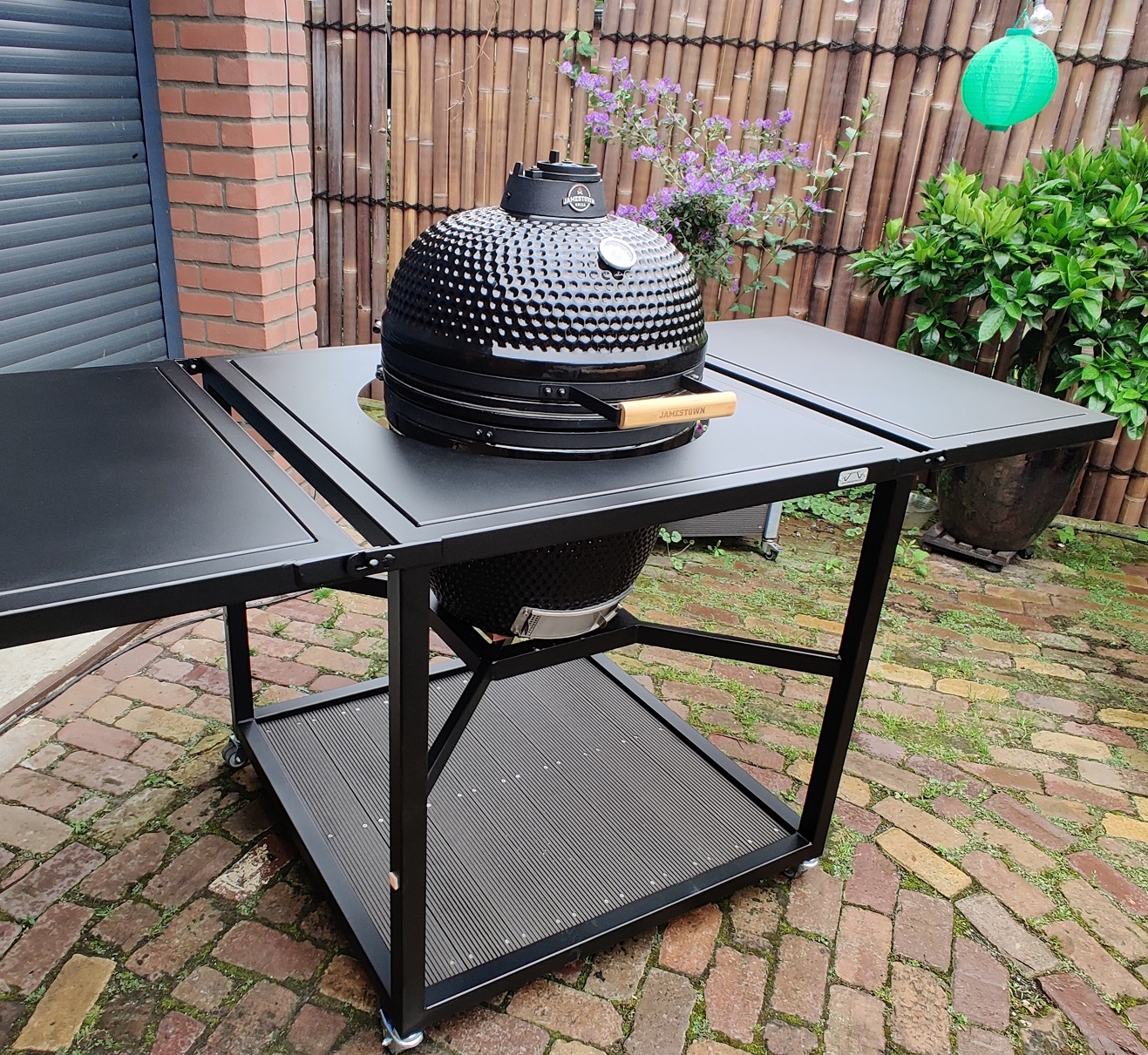 Kamado bbq meubel op wielen tuinmeubelen tuin WONEN.nl