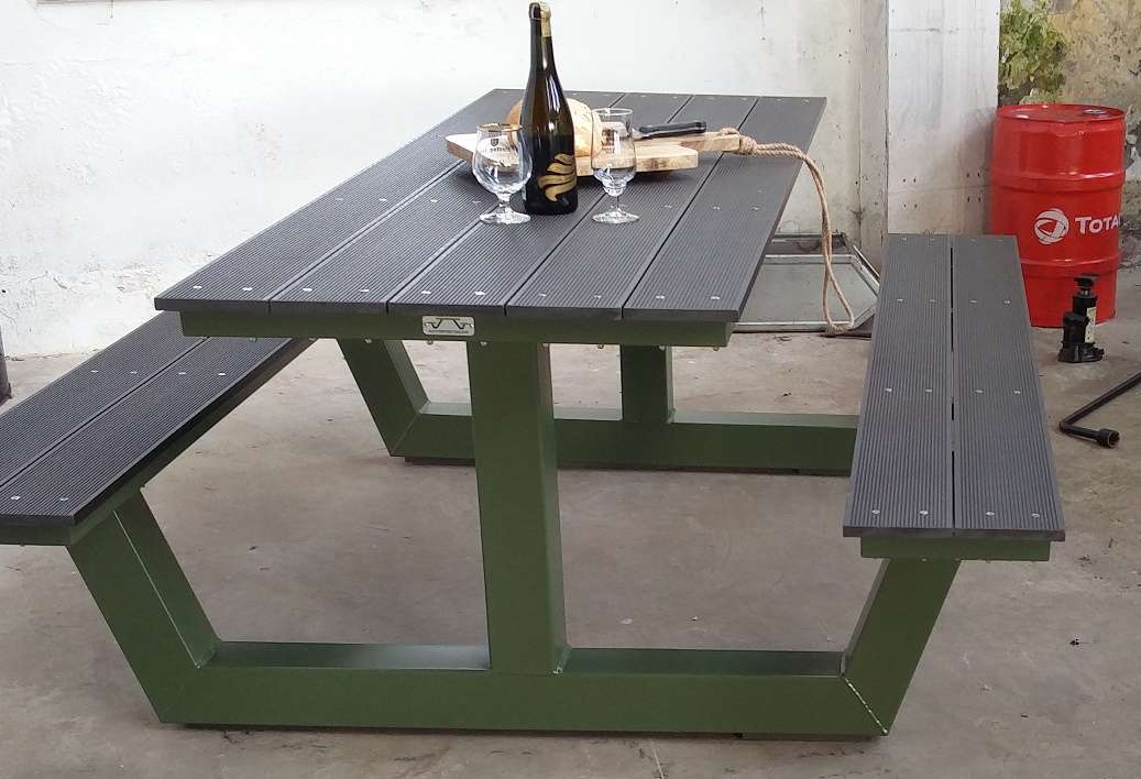 Foto: industrial duurzame picknicktafel