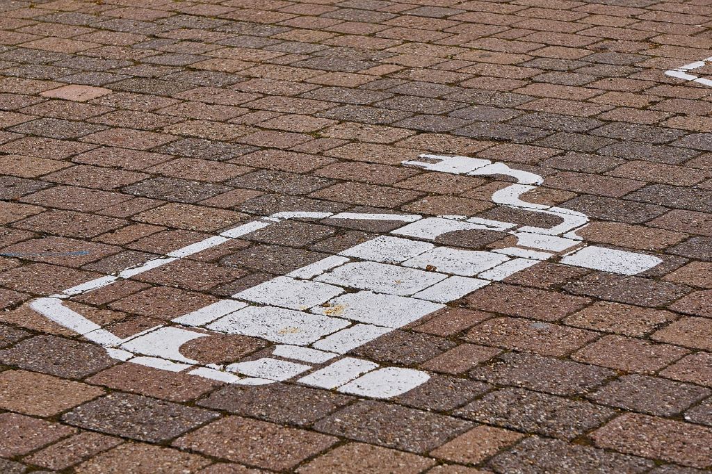 Foto: Wonennl-afbeelding-laadpaal-64327432