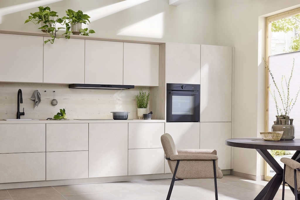 Foto: berbel-BEH-Firstline-Touch-mattblack-cooking