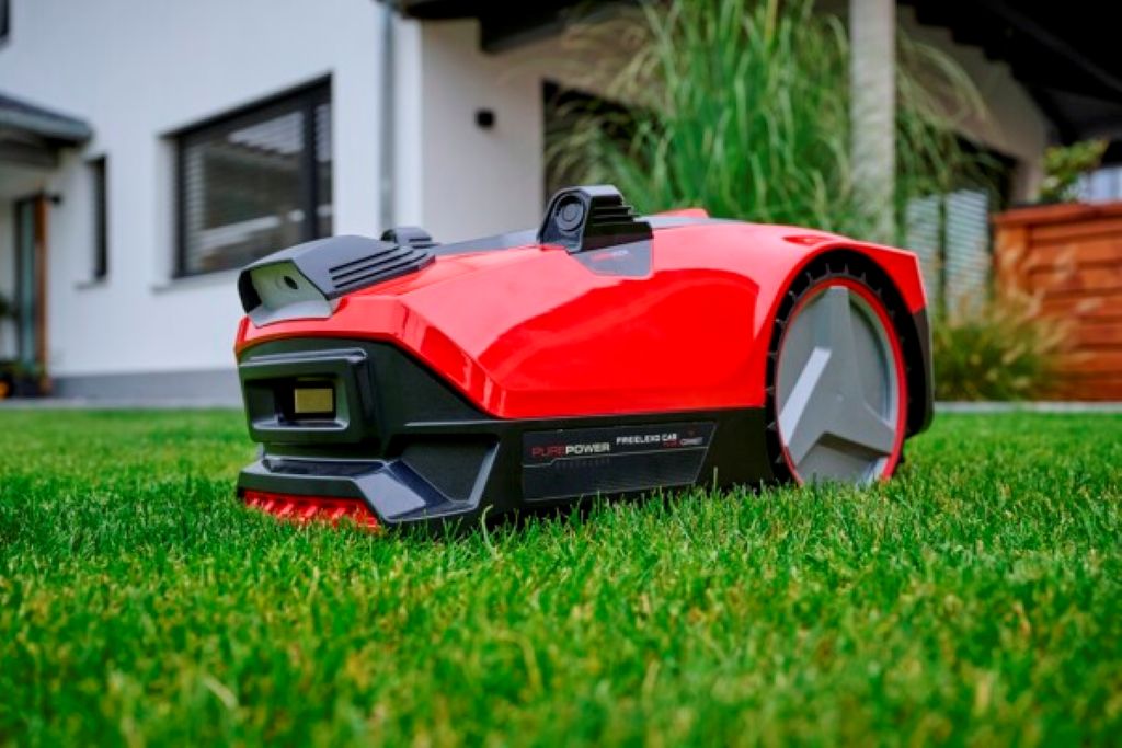 Foto: slimme_robotmaaier_met_camera_wonen_nl