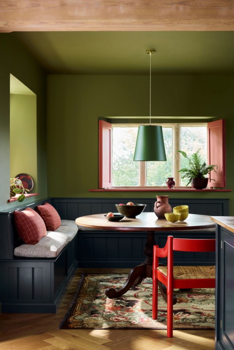 Foto : Little Greene lanceert nieuwe ‘Colours of England’- en ‘Colour Scales’-kleurenkaarten met 26 nieuwe