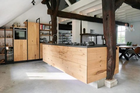 Foto : Handgemaakte houten keukens: puur vakmanschap en tijdloze uitstraling