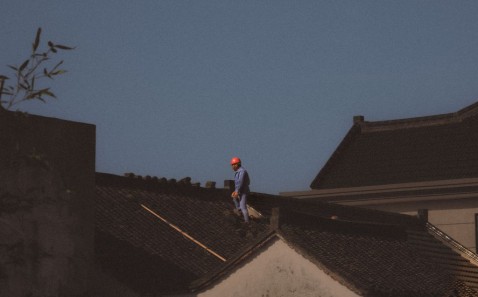 Foto : Zo zie je op tijd dat je dak aan vervanging toe is, voordat het te laat is