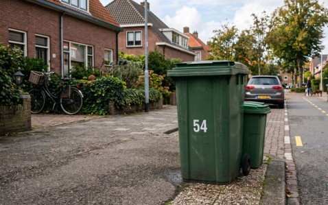 Foto : Maden in je afvalbak voorkom je met een paar simpele gewoontes