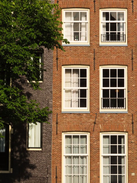Foto : Kozijnen vervangen: wanneer is het de juiste keuze en wat levert het je op?