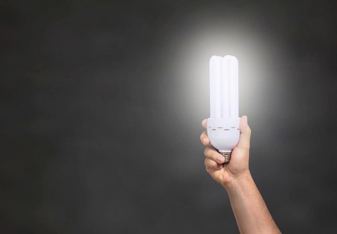 Foto : Hoge ruimtes in en om het huis slim verlichten