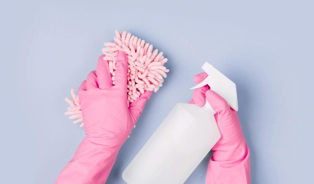 002-Spillmytea.com-schimmel-verwijderen-badkamer-schoonmaken-tips-voorkomen-bleek-teatreeolie-ammonia-azijn-baking-soda