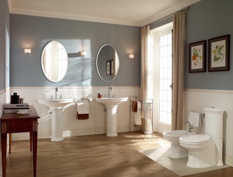 kleur-verf-badkamer-nostalgisch-landelijk-badkamermeubel-vergrijsd-blauw-bron-villeroy-boch