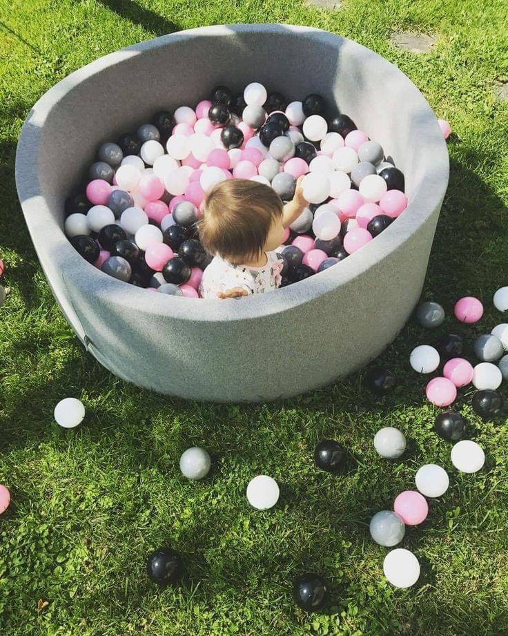 spelen-kinderen-kidsproof-tuin-zomer-ballenbak-ball-pit-pink-grey-Etsy