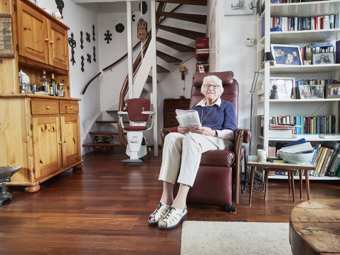 Foto : Tijdige aanpassingen in huis laat senioren echt zelfstandig thuis wonen