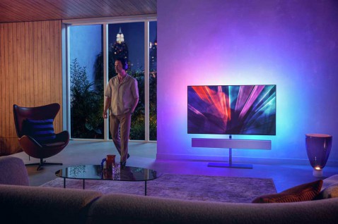 Foto : Tv-kijken zoals nooit eerder ervaren: Philips TV onthult twee nieuwe design-tv’s