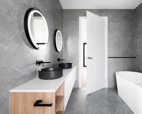 Foto : Je badkamer opleuken met een ronde spiegel