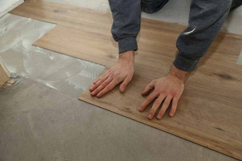 Foto : Nieuwe vloer regelmatig reden tot aanleg vloerverwarming
