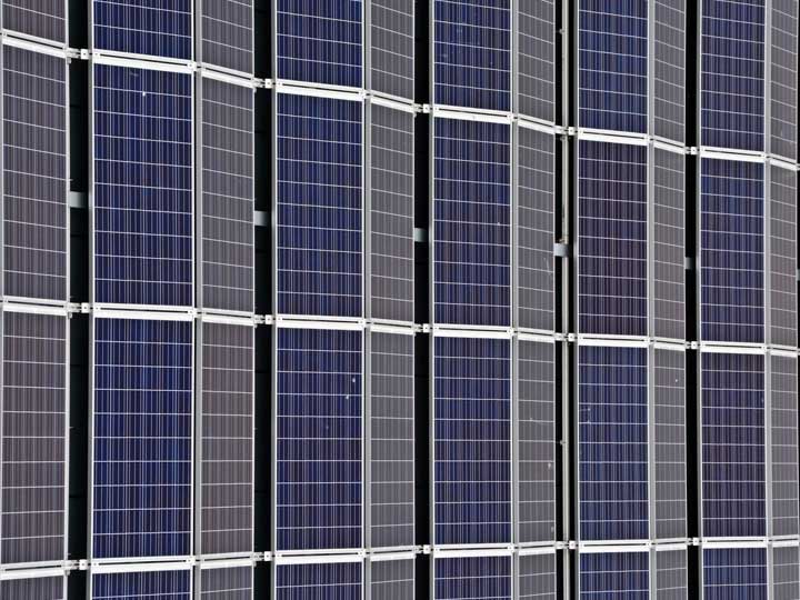 Foto: zonnepanelen-duurzaam-geld-besparen