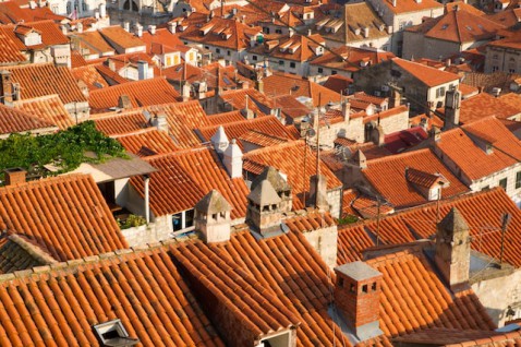 Foto : Drie soorten daken en de voor en nadelen ervan