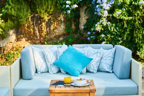 Foto : Je tuin of balkon zomerklaar maken: dit is hoe