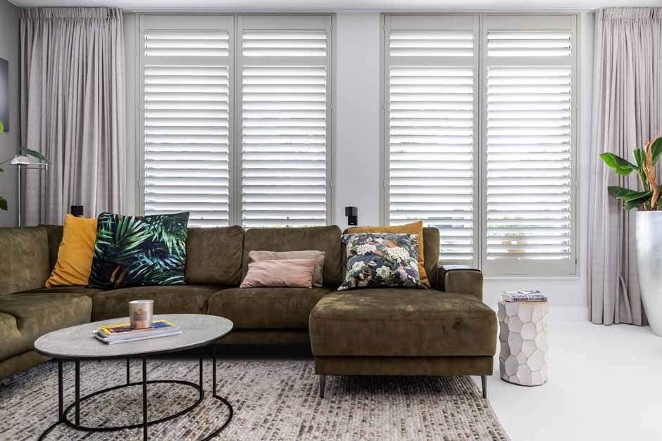 Foto: white-shutters-livingroom
