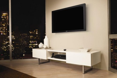 Bose introduceert het VideoWave™ home entertainment-systeem. Dit revolutionaire product bevat een home cinema-geluidssysteem, een 1080p lcd-scherm van 46 inch en een muzieksysteem in één.