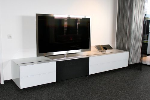 TV-meubel specialist Spectral en Samsung Electronics zijn onlangs een strategische samenwerking gestart in Duitsland. Dit heeft geleid tot de introductie van een nieuw hoogwaardig tv-meubel: Cocoon.