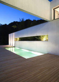 Thercon, bekend als importeur van de Japanse General-warmtepompen in de Benelux, heeft ook een oplossing voor zwembaden in het assortiment.