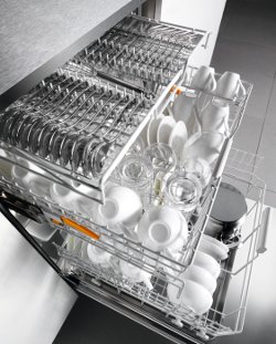 Miele introduceert een aantal ECO-afwasautomaten. Deze nieuwe Miele-afwasautomaten onderscheiden zich met name door het lage waterverbruik van slechts 10 liter en een energieverbruik van 0,95 kWh.