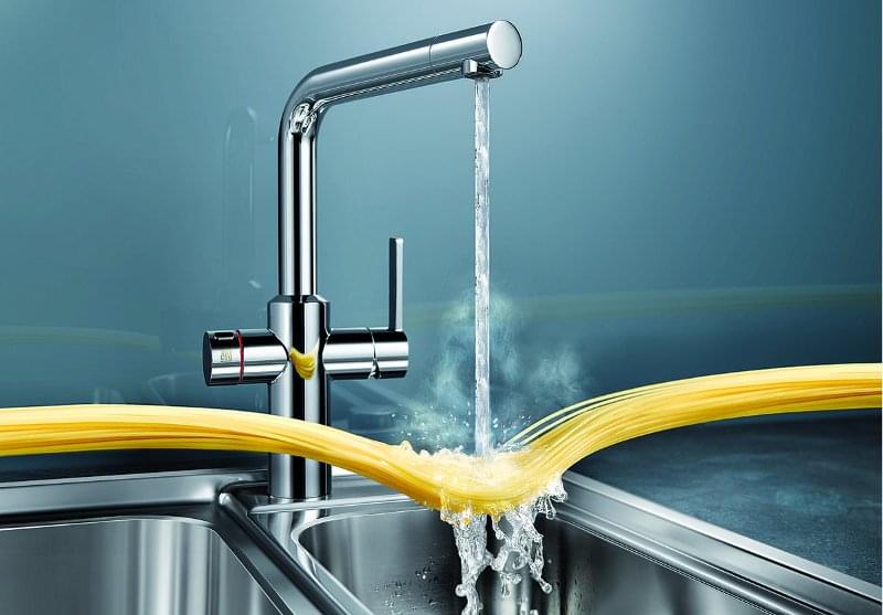 BLANCO HOT heetwaterkraan. Kokend heet water vanaf de eerste druppel met heetwaterkraan BLANCO HOT.