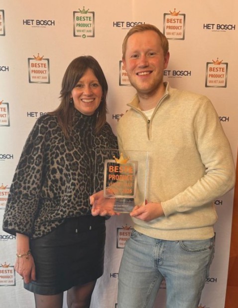 Foto : M line wint voor derde jaar op rij Beste Product van het Jaar met Cool Motion matrassen