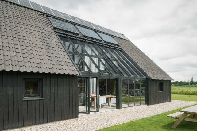 Foto : Serre of tuinkamer: welke past bij jouw levensstijl?