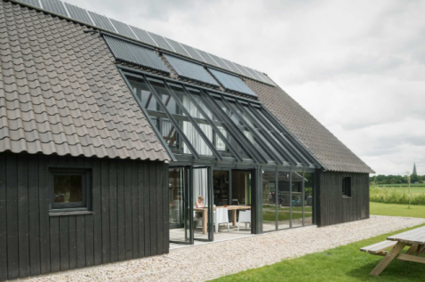 Foto : Serre of tuinkamer: welke past bij jouw levensstijl?