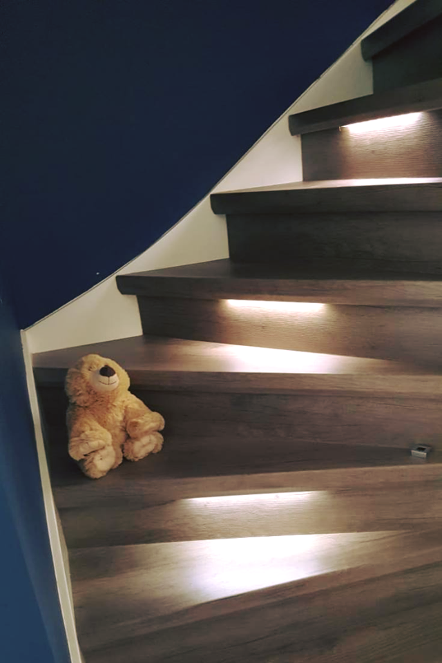 Foto: OW TXT gerookt eiken LED NIEUWEGEIN