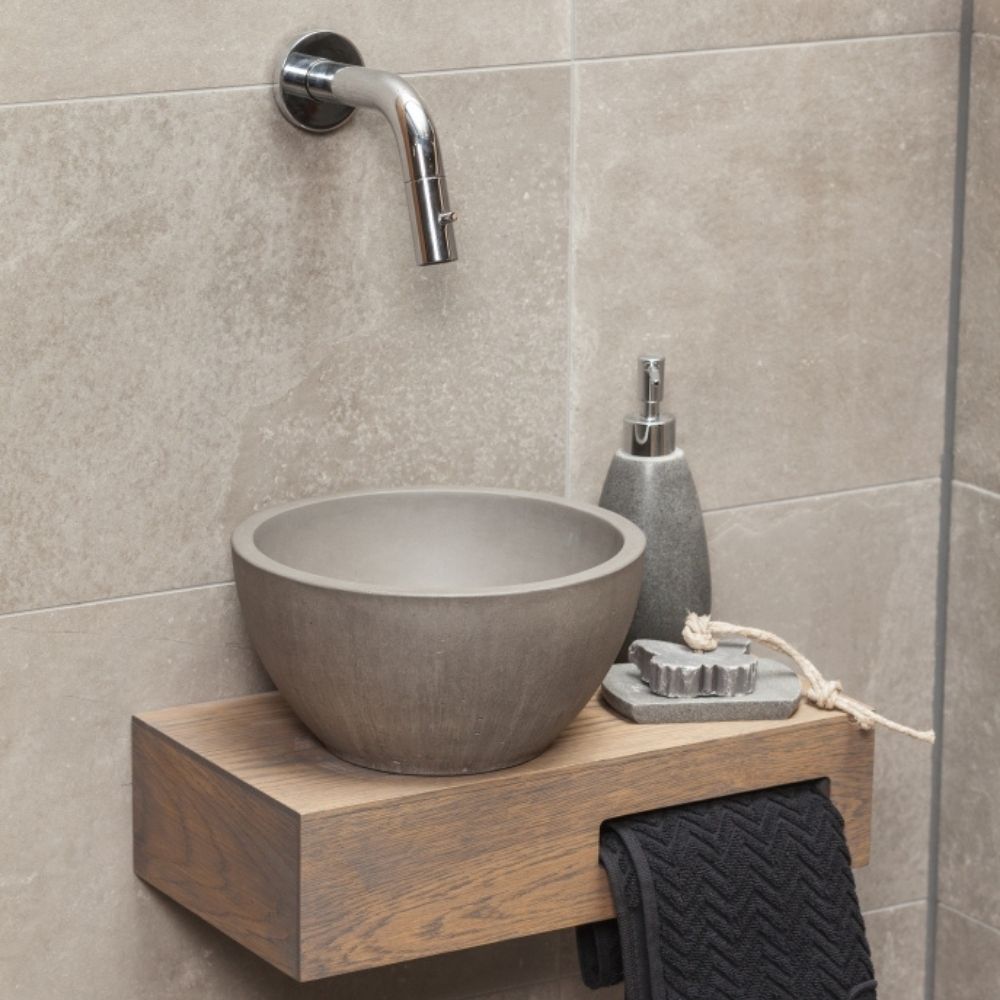Foto : Windsor Bathrooms | Wastafel van BalsaBeton in de badkamer