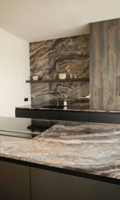 Foto : Luxe keuken of badkamer op maat