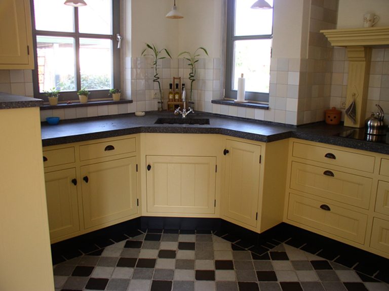 Foto: bovenschutte keuken2 941 768x575  1 