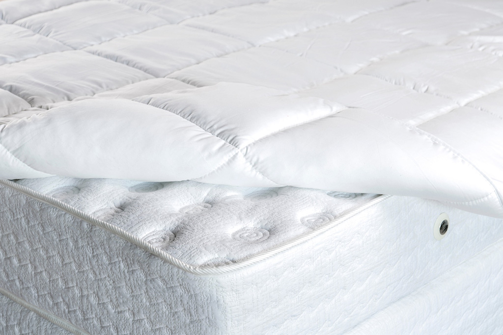 004-TMC-WONEN-slapen-slaapkamer-beddengoed-matras-textiel-boxspring-bedbodem.jpg