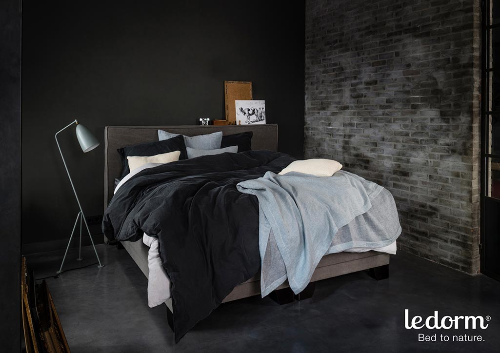 TMC-WONEN-slapen-slaapkamer-beddengoed-matras-textiel-boxspring-bedbodem