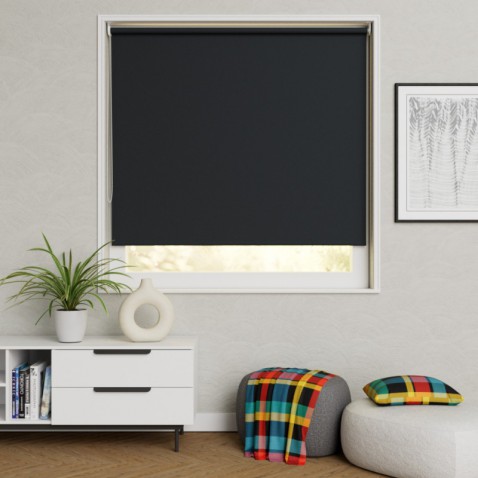 Foto : Houd je huis koel met zonwerende rolgordijnen