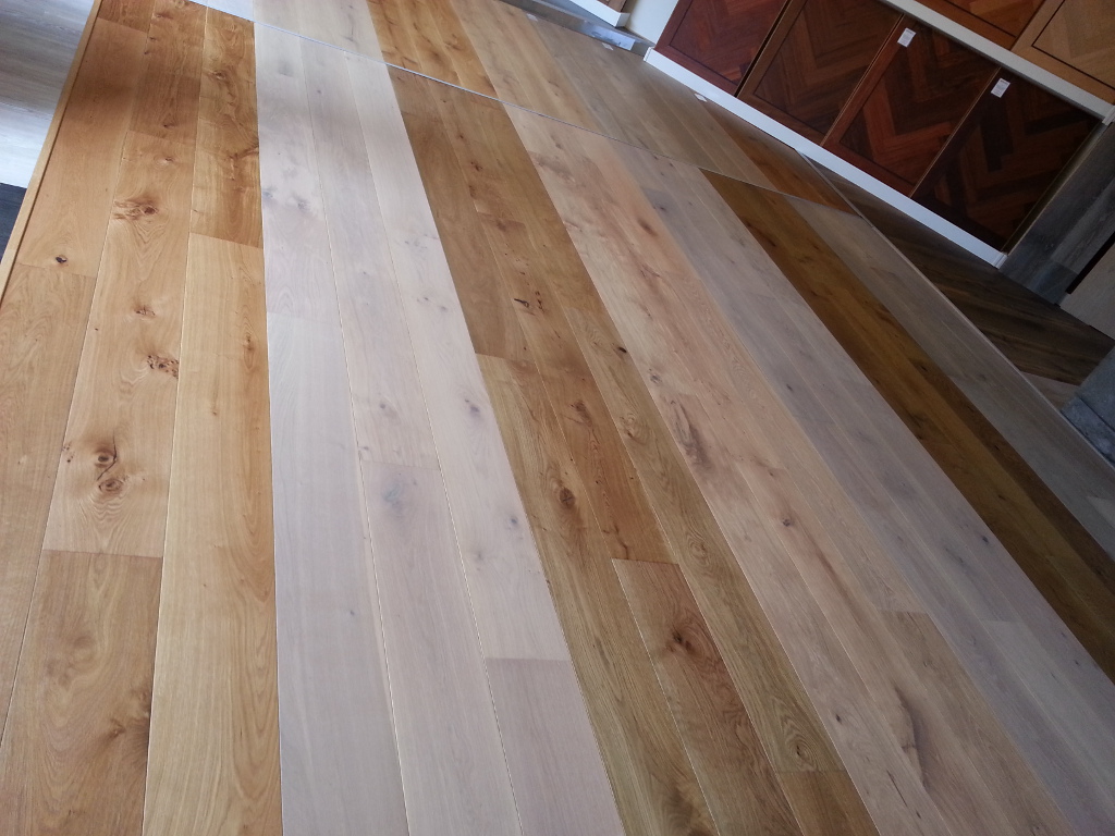 Foto: Intraparket houten lamel parket vloer 22 cm breed