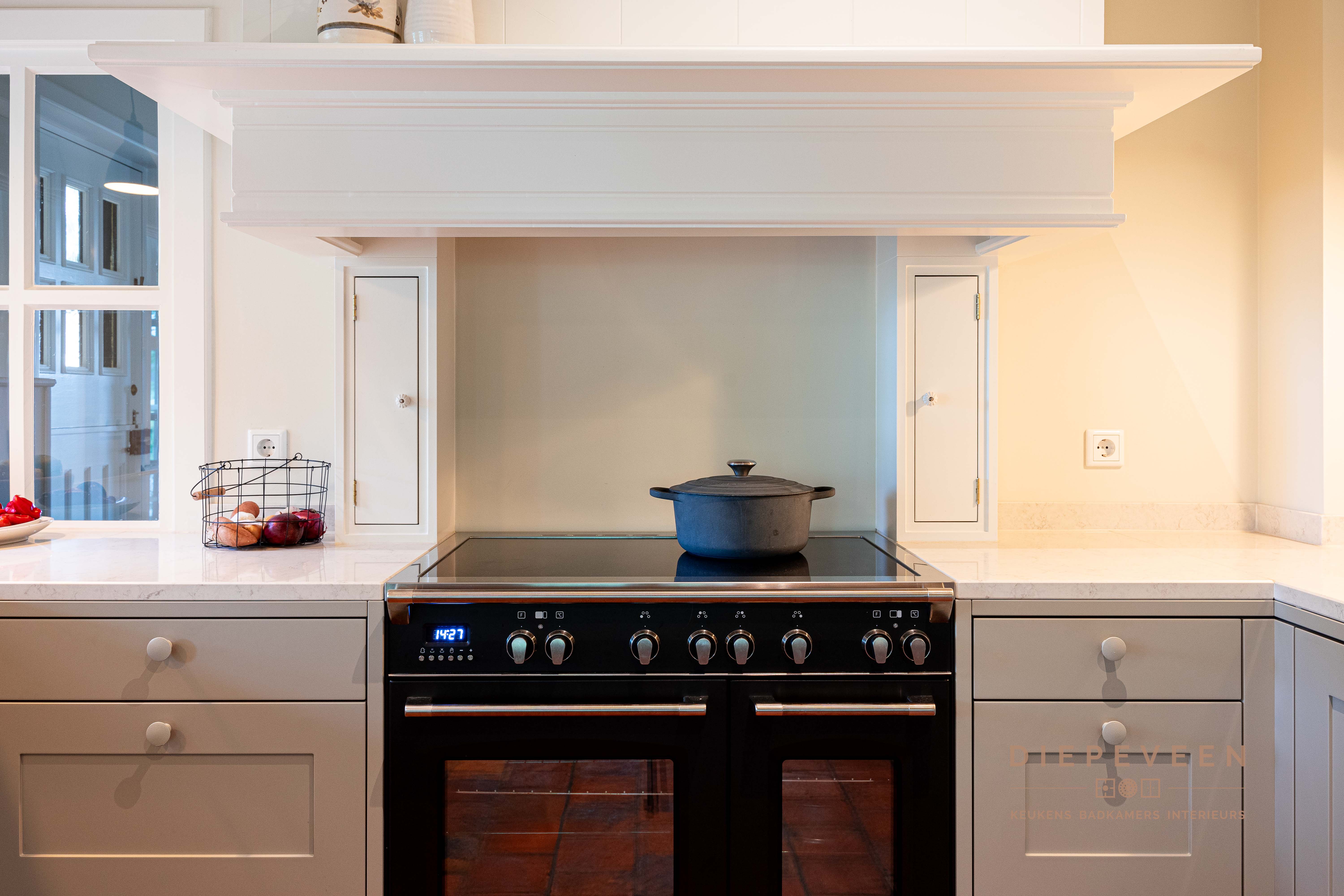 Foto: Diepeveen Keukens en Badkamers  Planken  00433