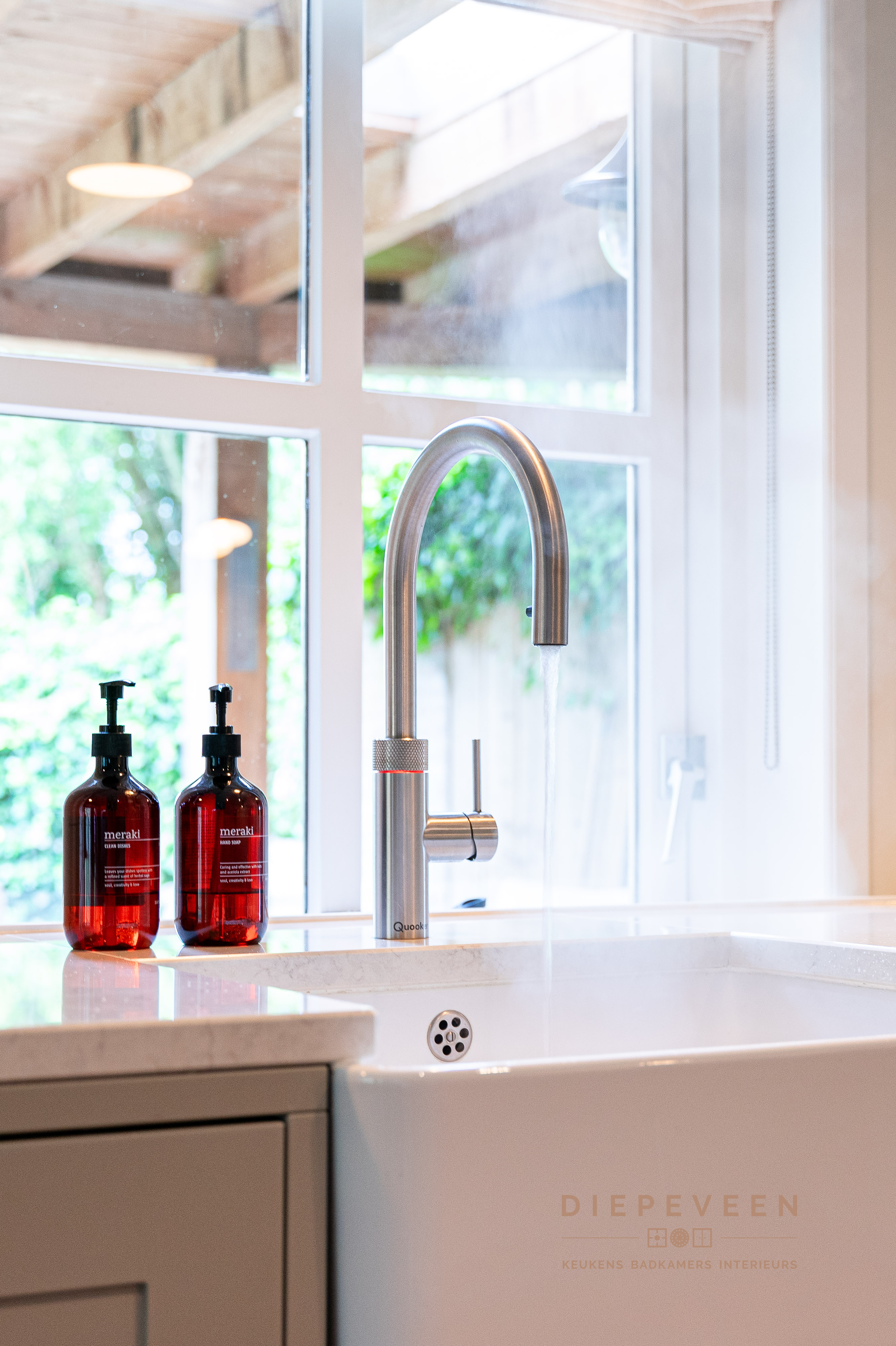 Foto: Diepeveen Keukens en Badkamers  Planken  00480