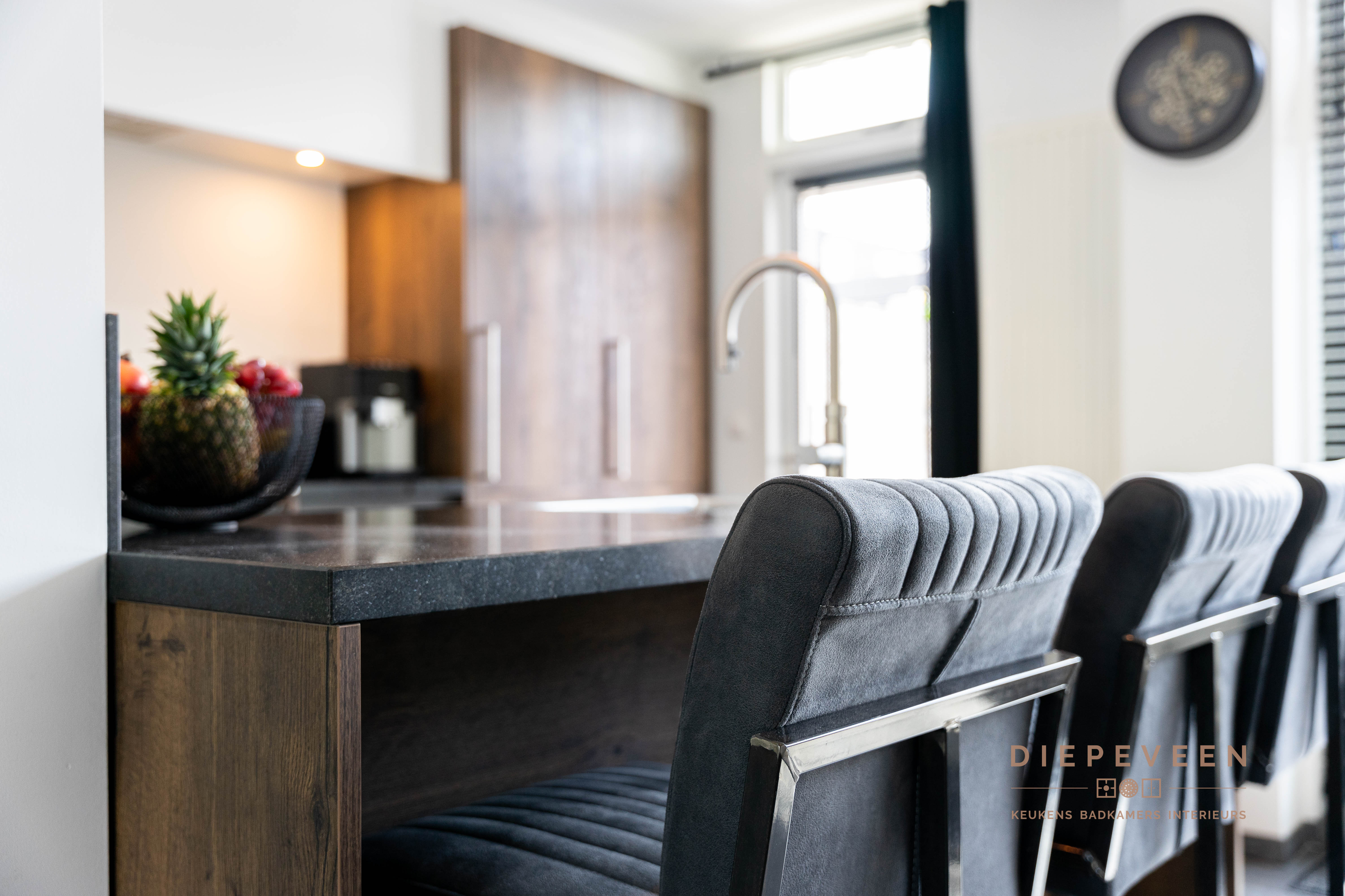 Foto: Diepeveen Keukens en Badkamers  Gijsbertha  07836