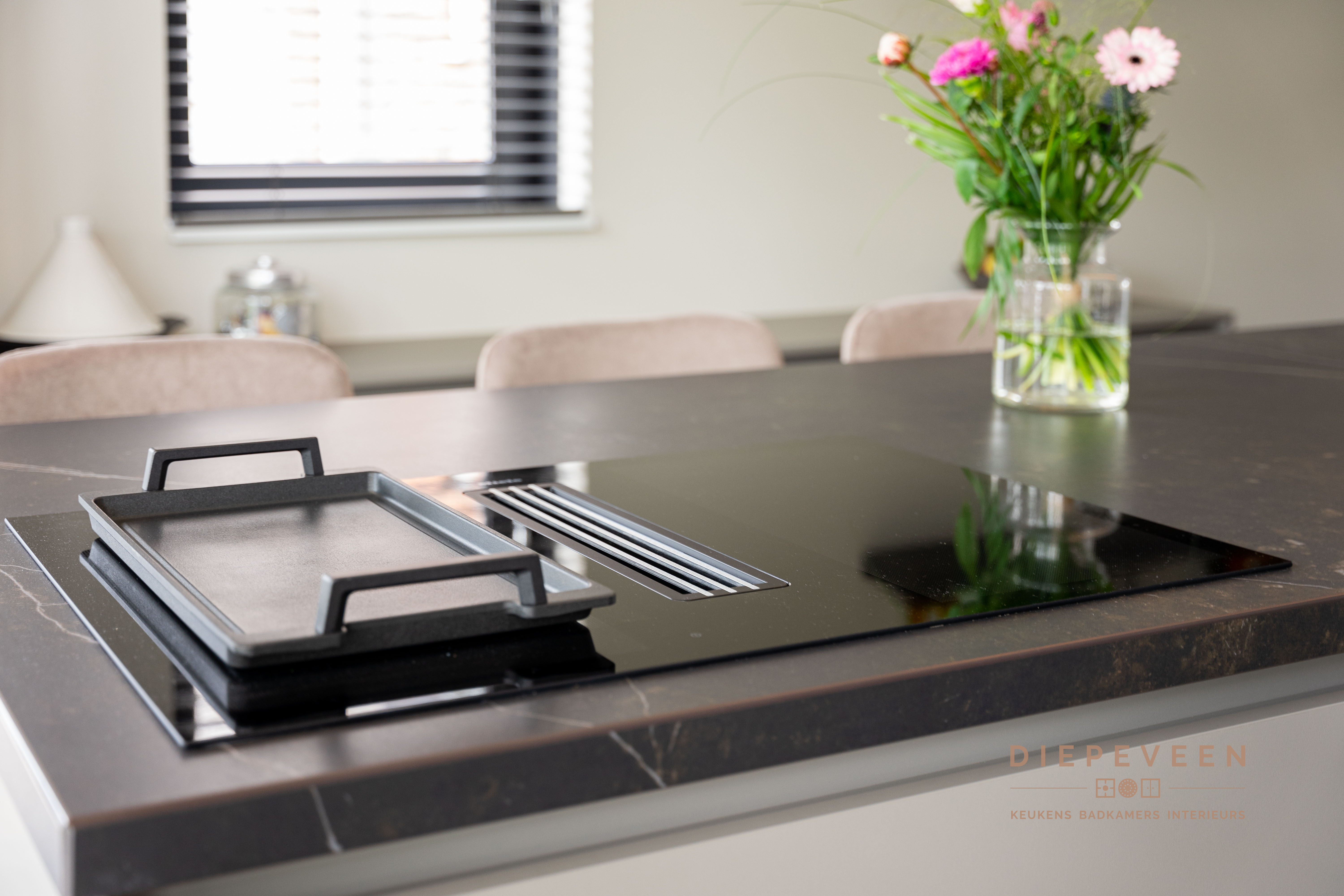 Foto: Diepeveen Keukens en Badkamers  Hogerbrug  08863