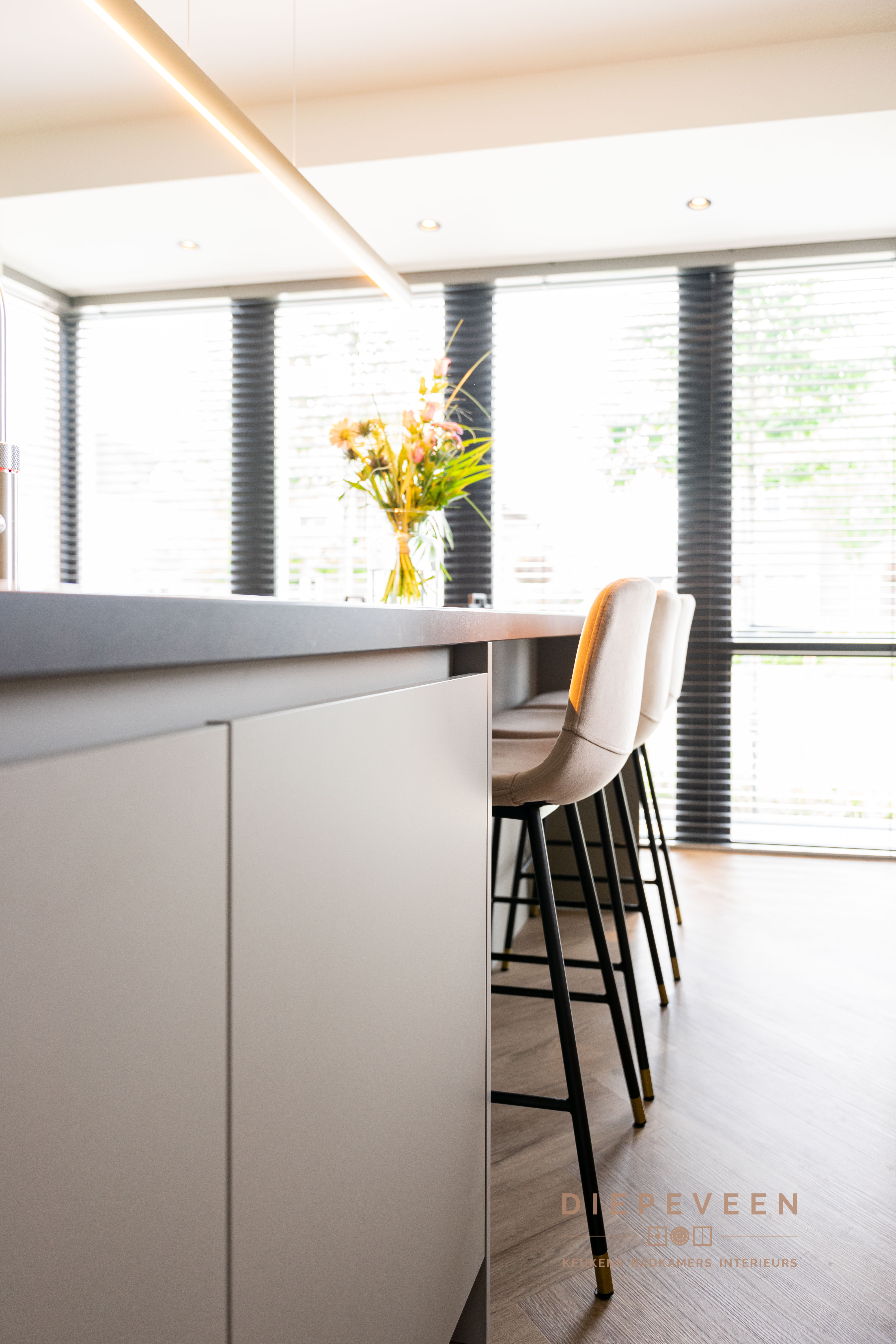 Foto: Diepeveen Keukens en Badkamers  Hogerbrug  08874