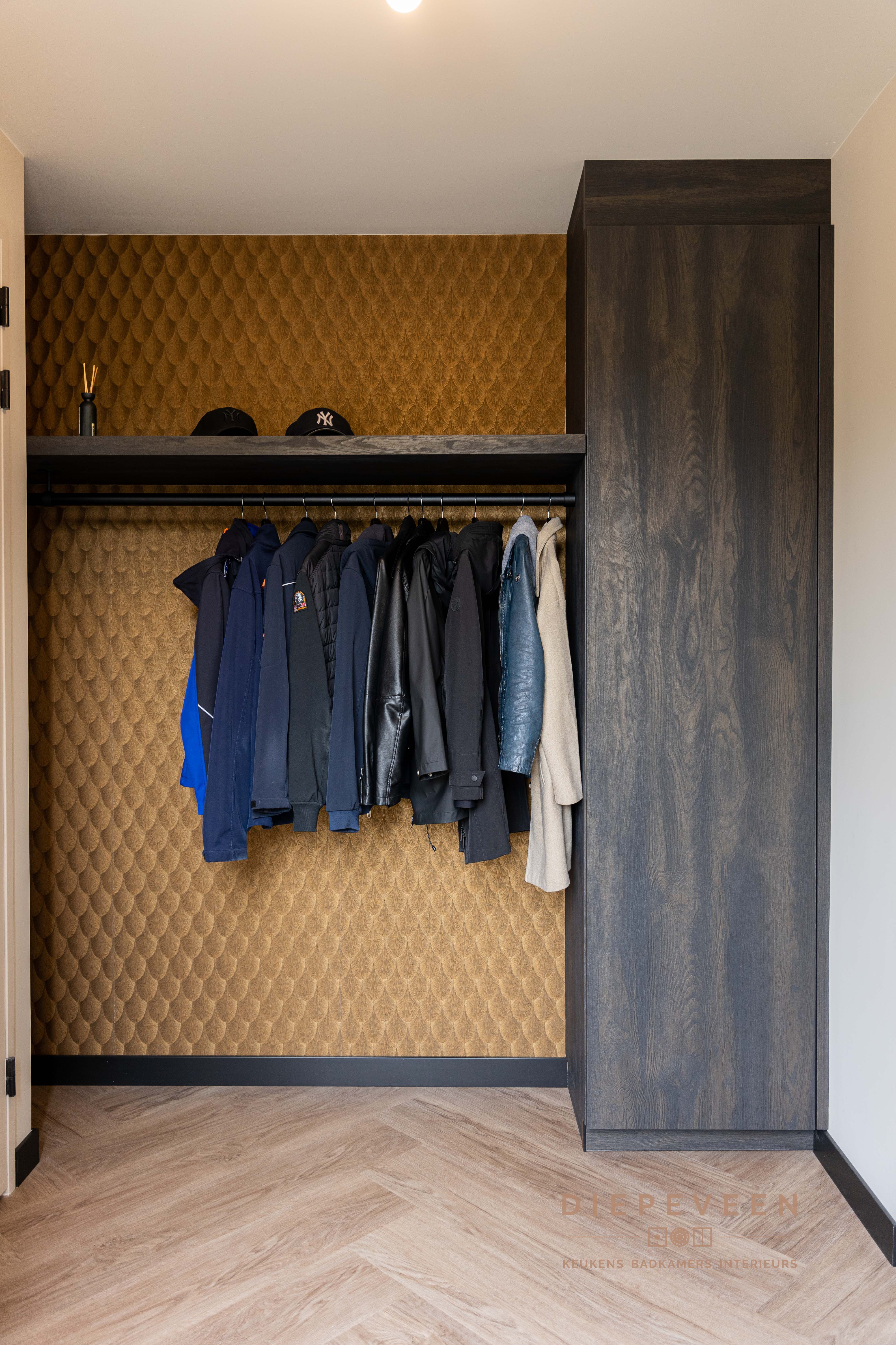 Foto: Diepeveen Keukens en Badkamers  Hogerbrug  08889