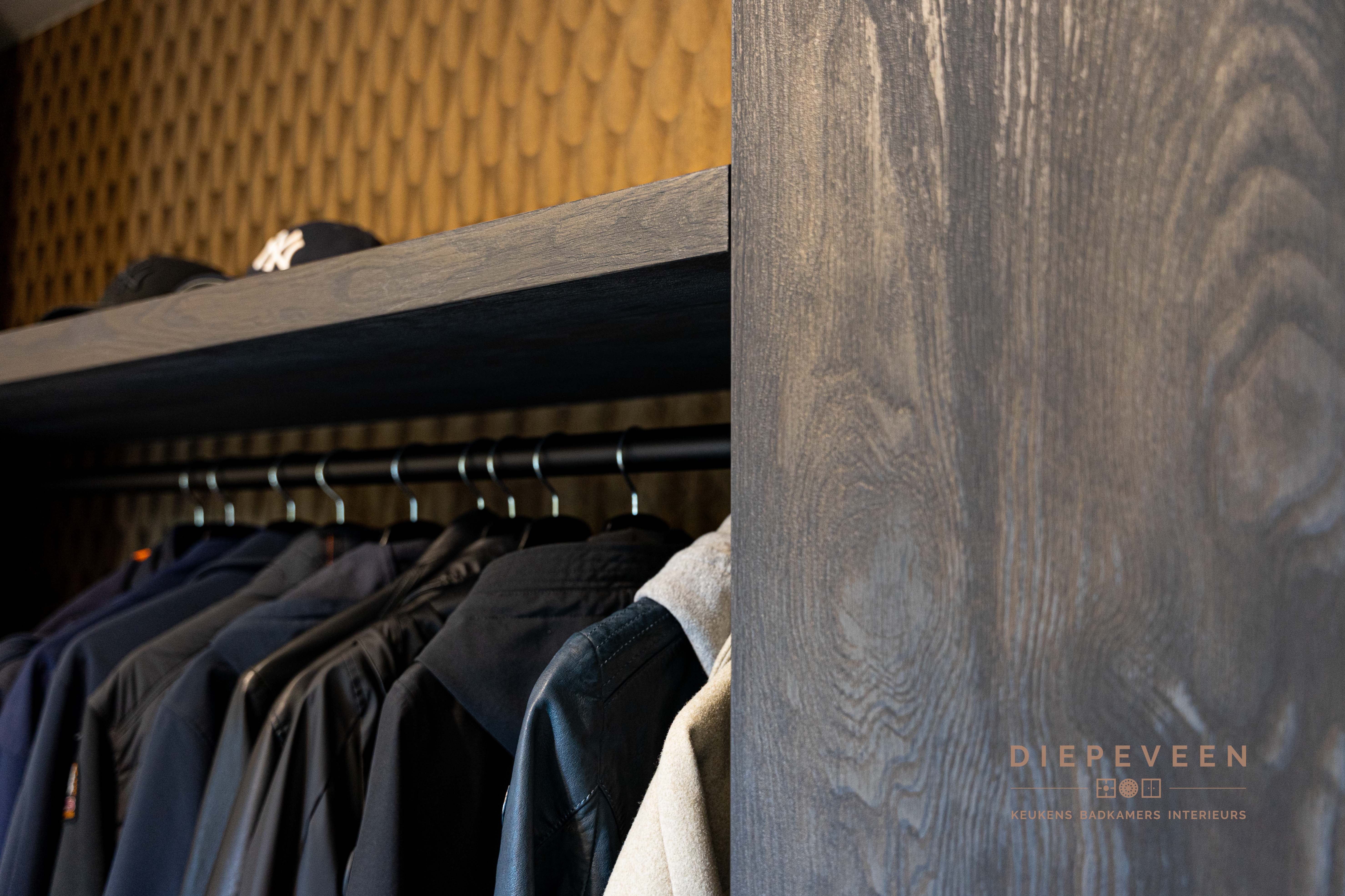 Foto: Diepeveen Keukens en Badkamers  Hogerbrug  08893