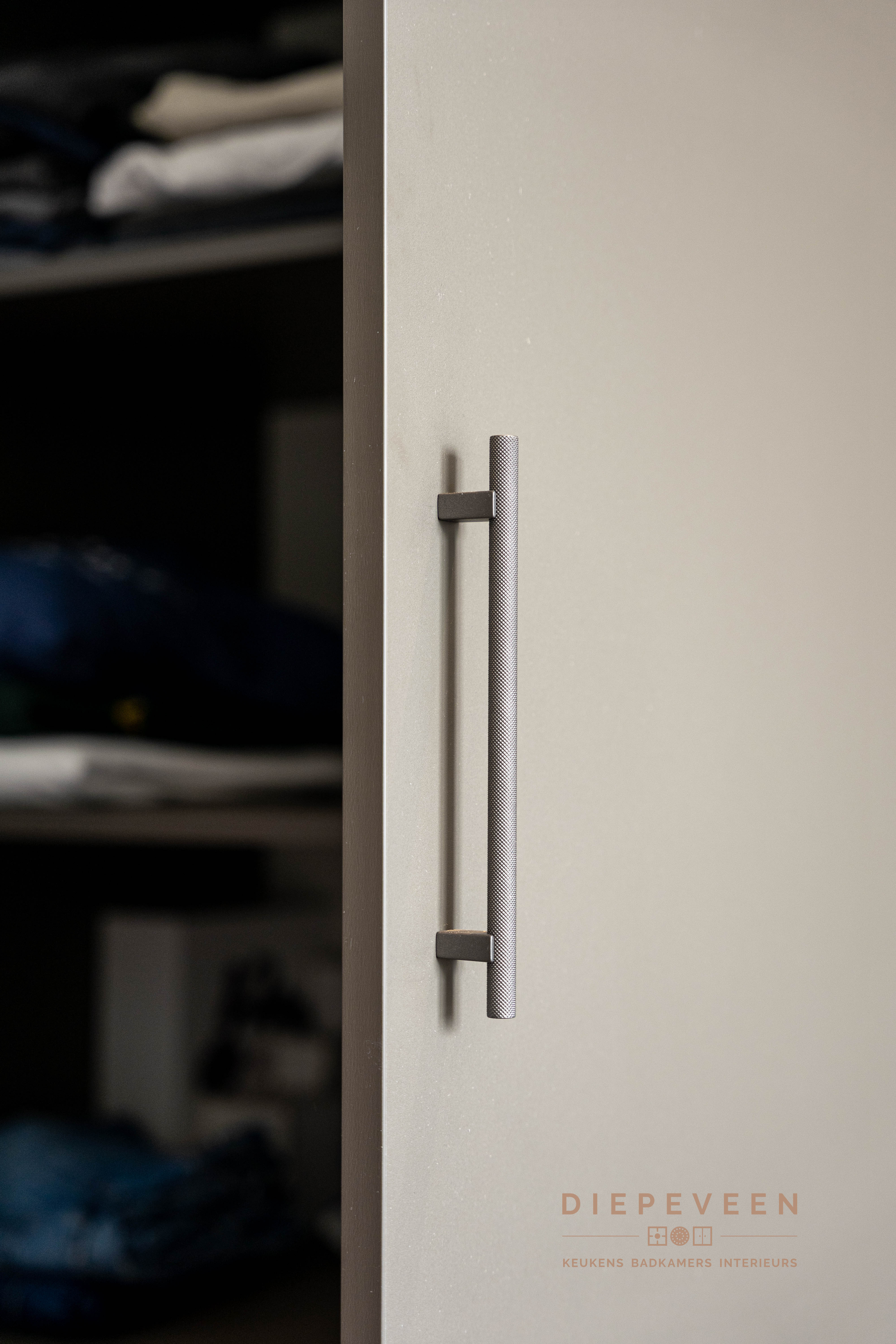 Foto: Diepeveen Keukens en Badkamers  Hogerbrug  08983