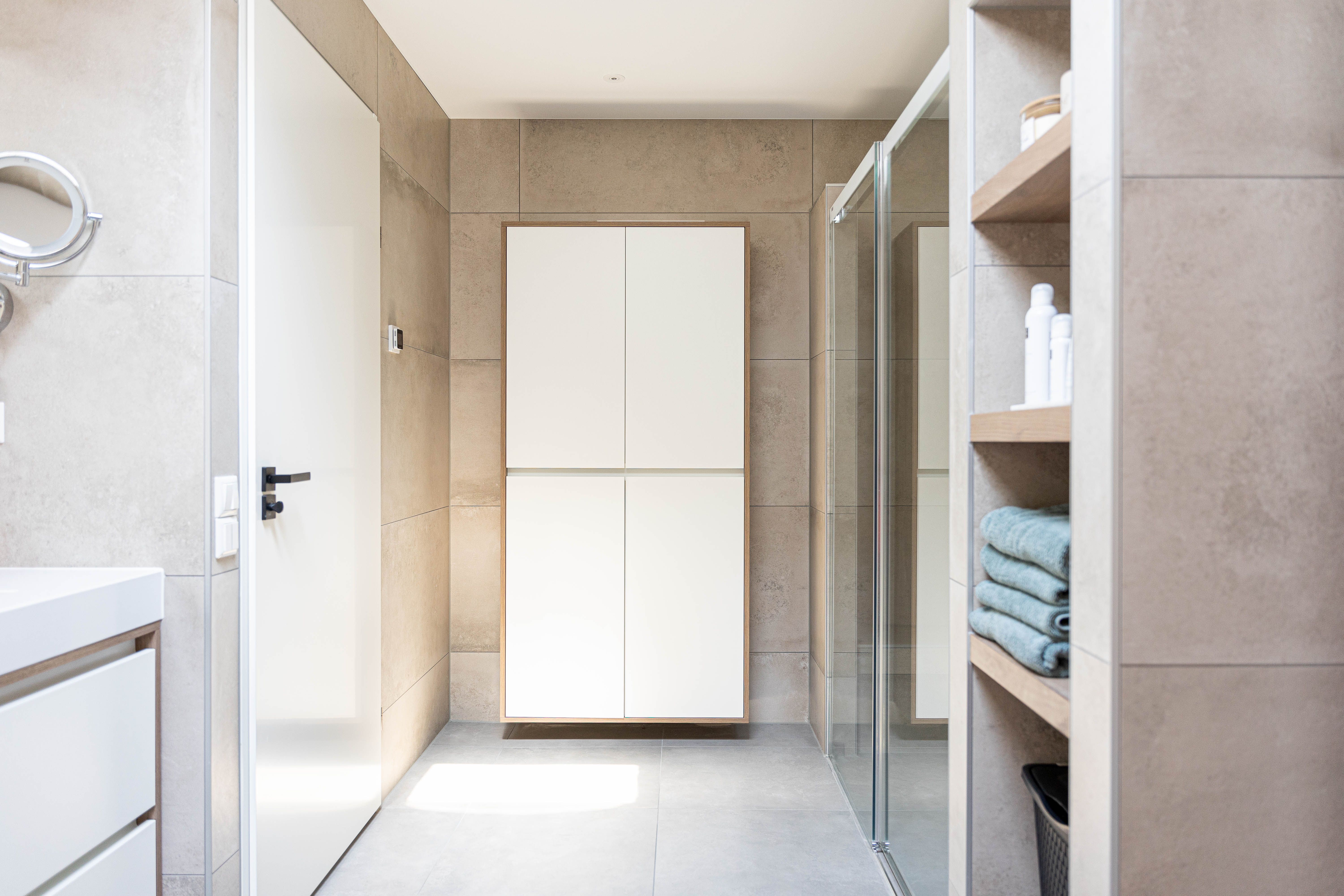 Foto: Diepeveen Keukens en Badkamers  Mikac  09092