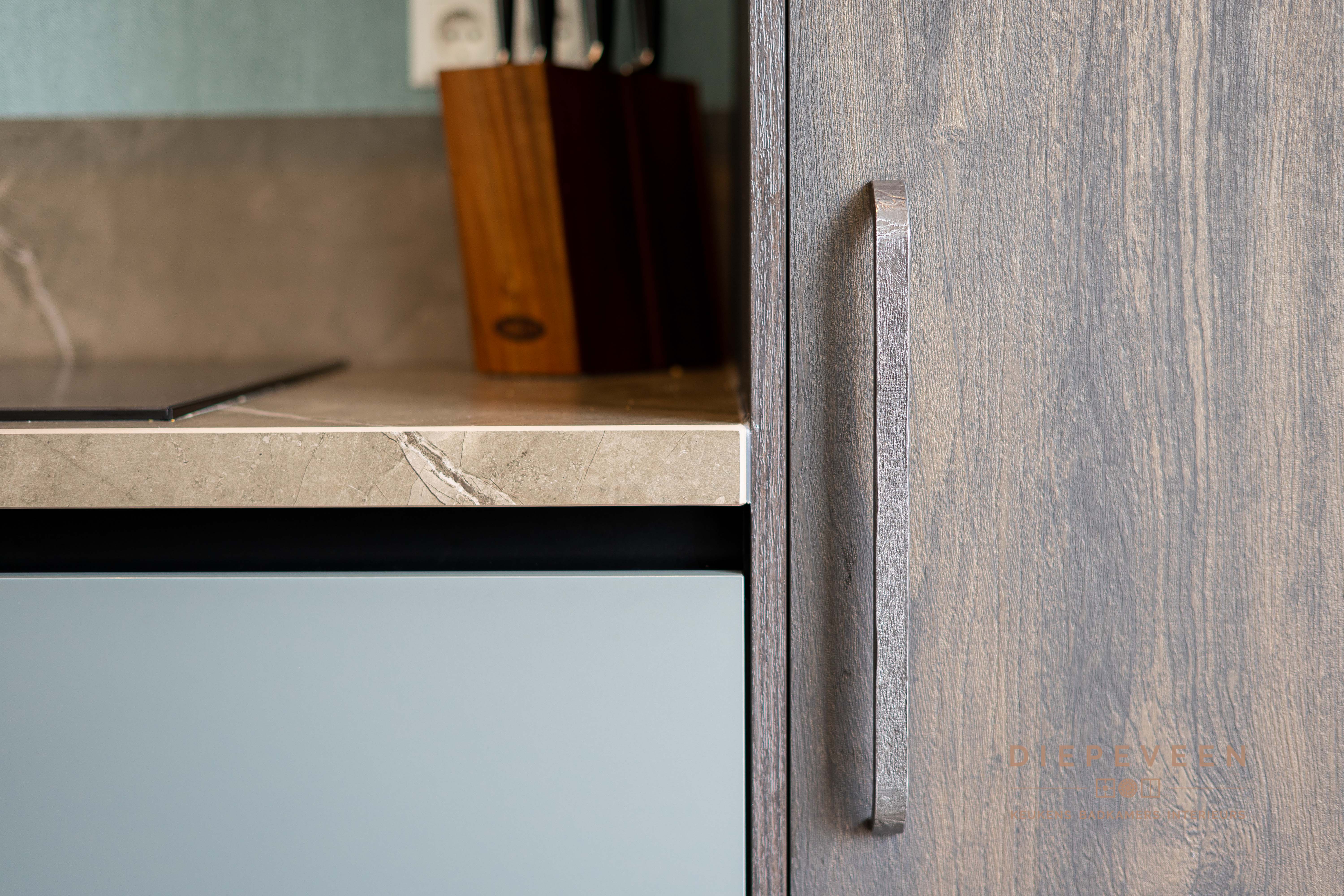 Foto: Diepeveen Keukens en Badkamers  Stolk  06699