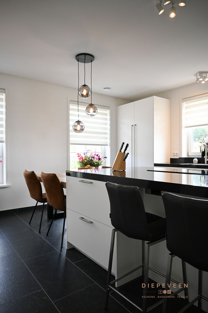 Foto: Verhagen   met logo 22